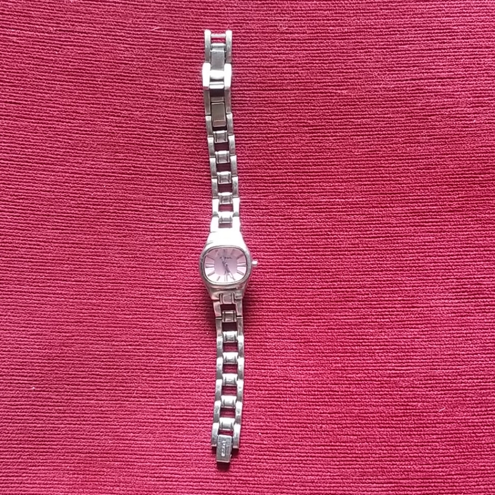 FOSSIL ladies watch